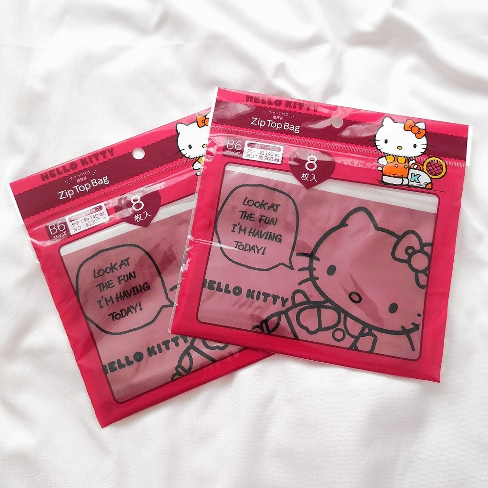 2 DAISO Hello Kitty Zip Top Bag 8pc each 5 1/2" x 7 3/4"    For - non food